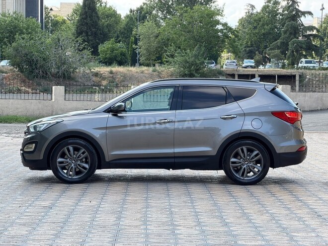 Hyundai Santa Fe-10