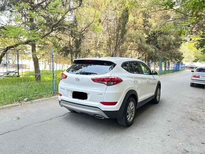 Hyundai Tucson-5