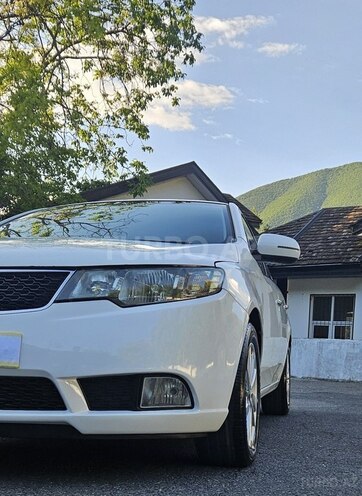 Kia Cerato-5
