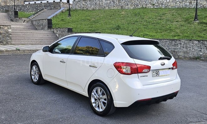 Kia Cerato-7