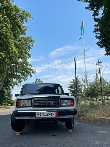 LADA (VAZ) 2107-4
