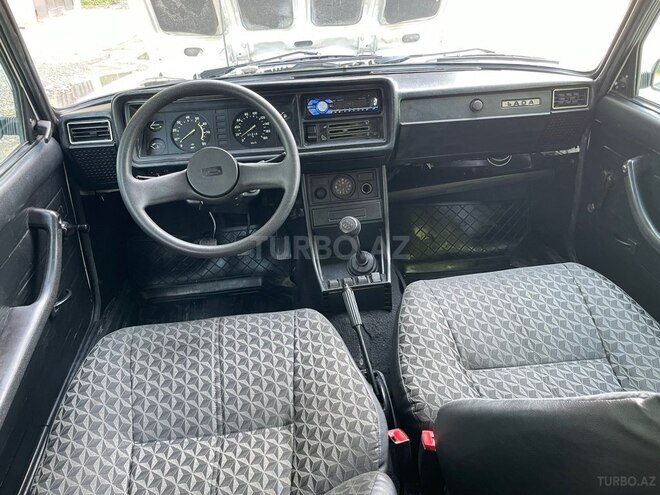LADA (VAZ) 2107-17