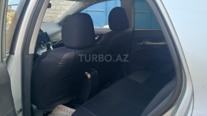 Toyota Auris-9