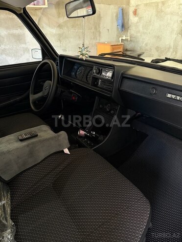 LADA (VAZ) 2107-15