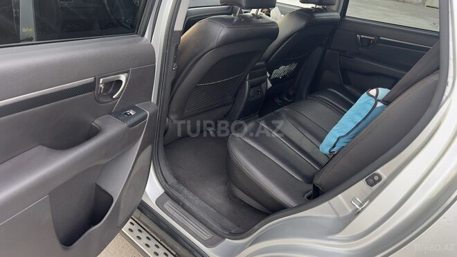 Hyundai Santa Fe-6