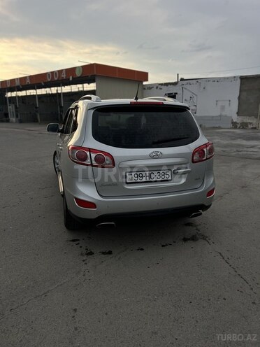 Hyundai Santa Fe-8