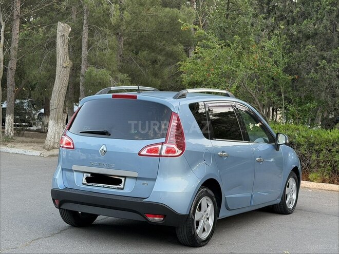 Renault Scenic-7