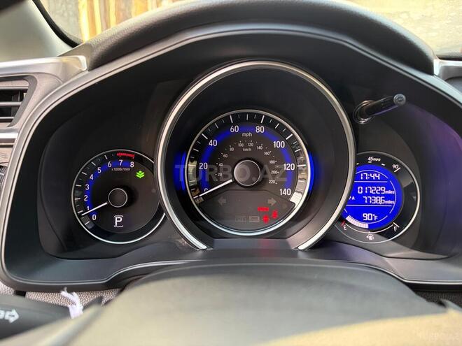 Honda Fit-14