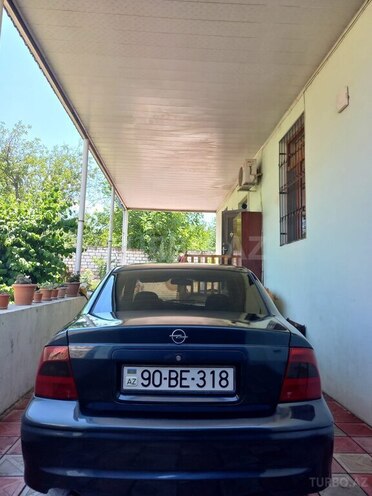 Opel Vectra-9