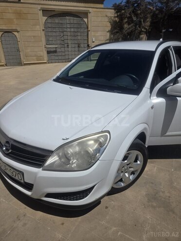 Opel Astra-2