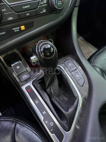 Kia Optima-14