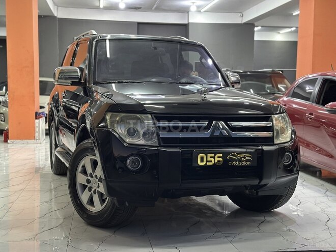 Mitsubishi Pajero-8