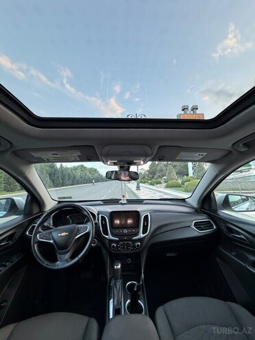 Chevrolet Equinox-7
