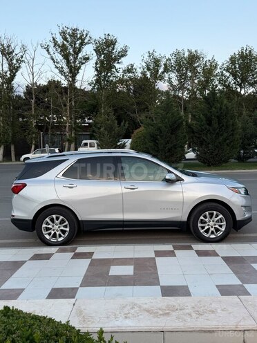 Chevrolet Equinox-5