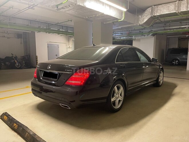 Mercedes S 350 4MATIC-4