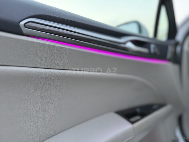 Ford Fusion (North America)-26