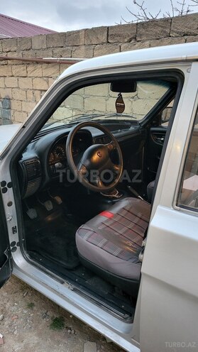 GAZ 3110 "Volga"-4