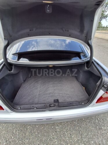 Mercedes E 240-13