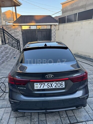 Kia Forte-2