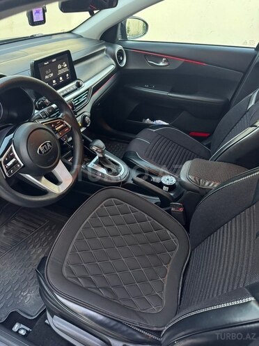 Kia Forte-8