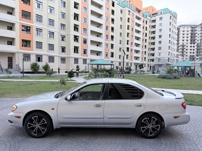 Nissan Maxima-6