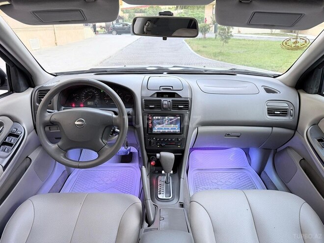 Nissan Maxima-14