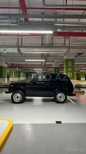 LADA (VAZ) Niva-8