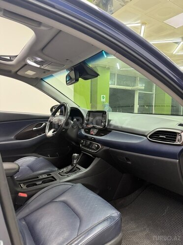 Hyundai i30-10