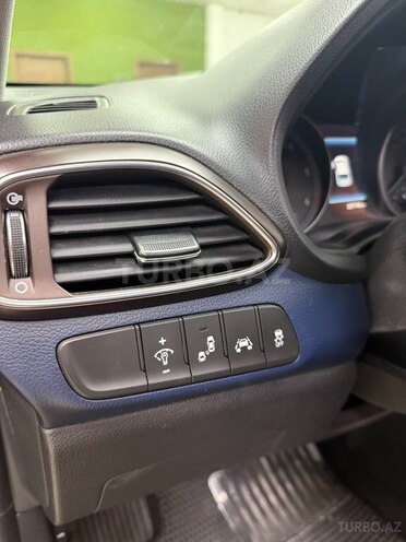 Hyundai i30-14