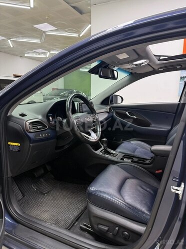 Hyundai i30-8