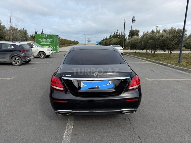 Mercedes E 300-4