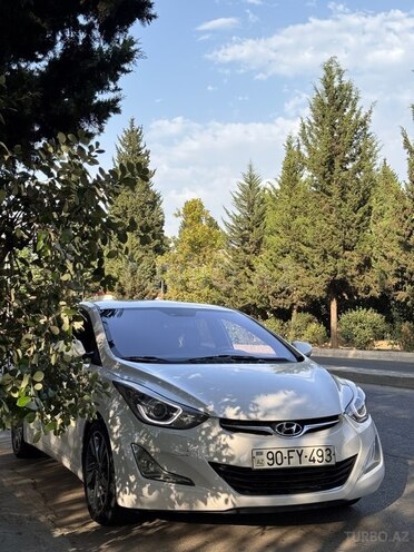 Hyundai Avante-2