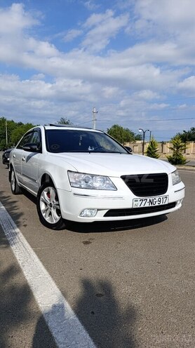 Hyundai Sonata-2