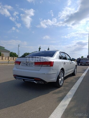 Hyundai Sonata-4