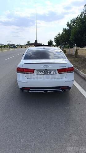 Hyundai Sonata-7