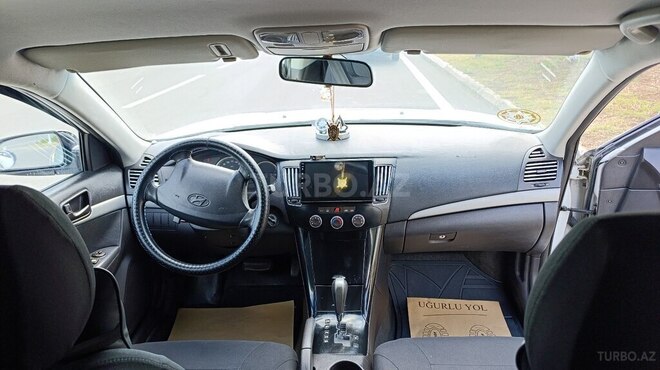 Hyundai Sonata-10