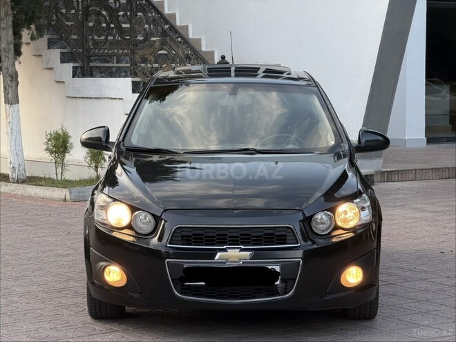 Chevrolet Aveo-5