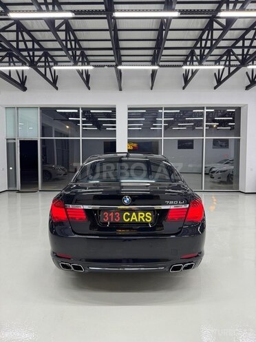 BMW 760-7