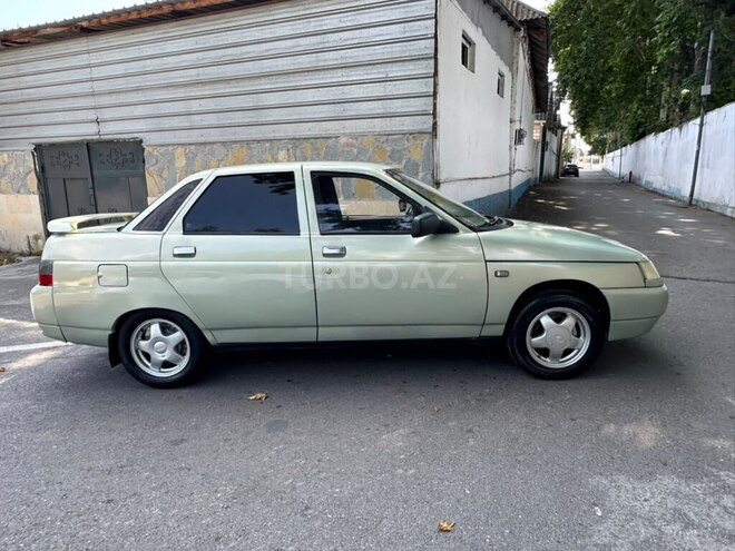 LADA (VAZ) 2110-2