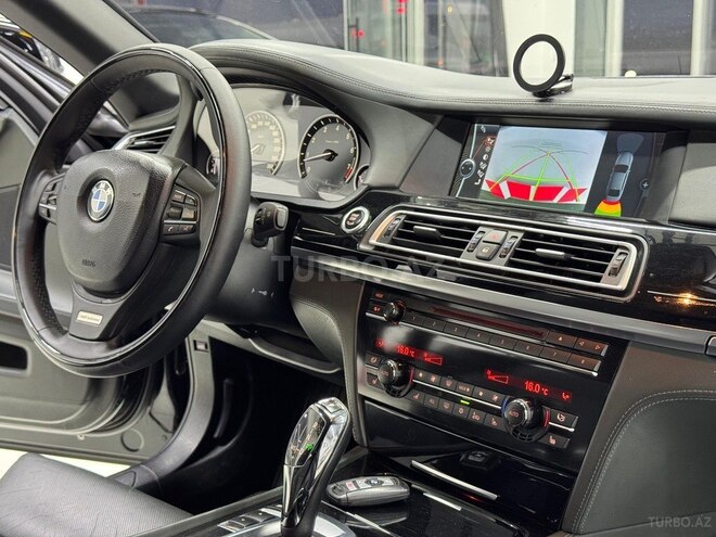 BMW 760-10