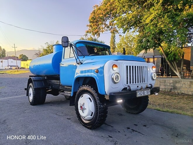GAZ 53-15