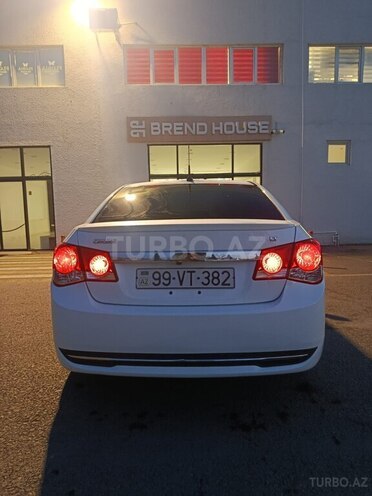 Chevrolet Cruze-3