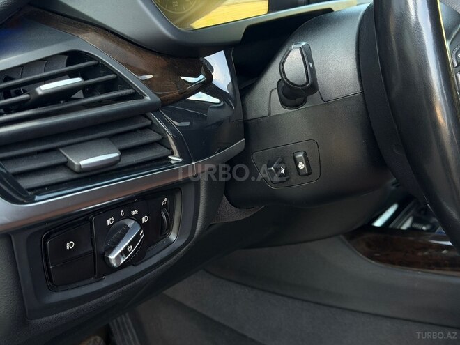 BMW X5-12