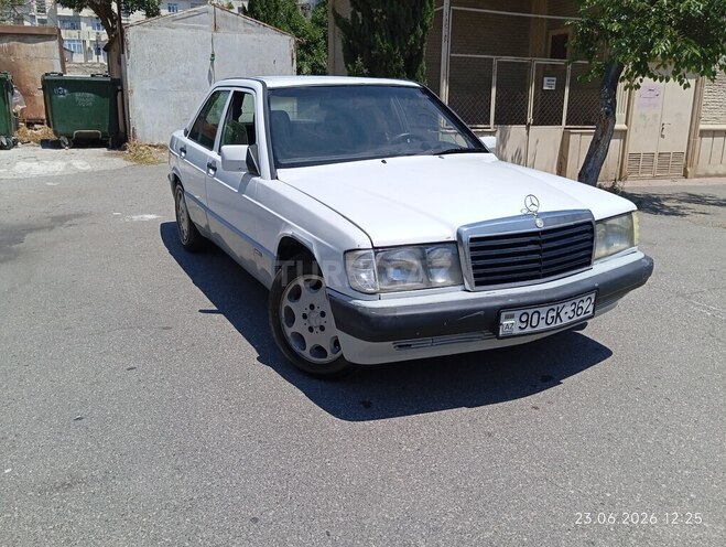 Mercedes 190-1