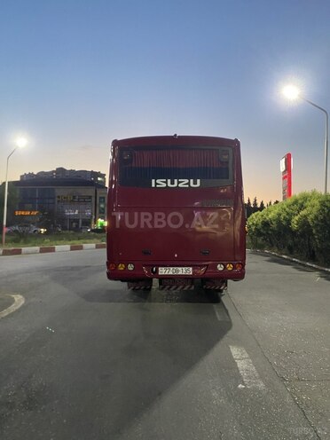 Isuzu Ecobus-4