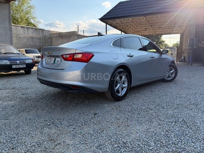 Chevrolet Malibu-5