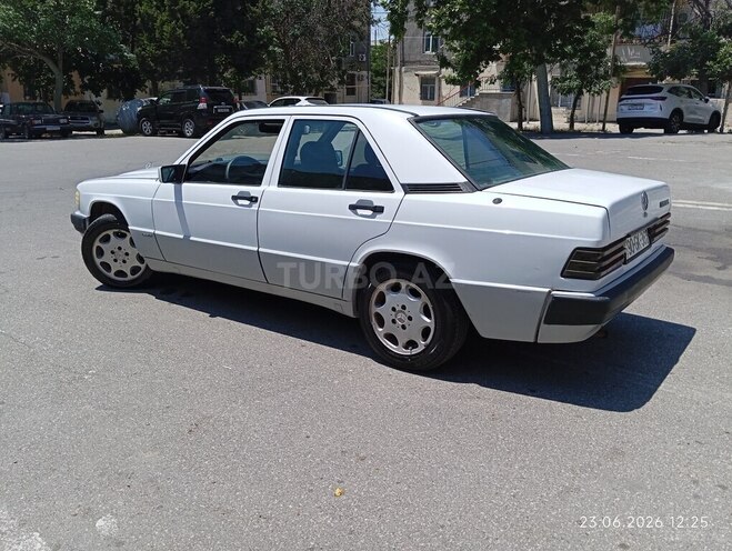 Mercedes 190-6