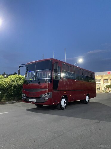 Isuzu Ecobus-2