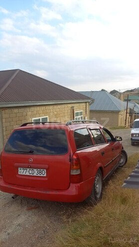 Opel Astra-10