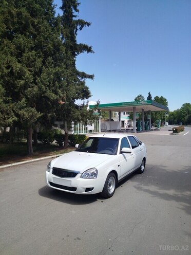LADA (VAZ) Priora-12